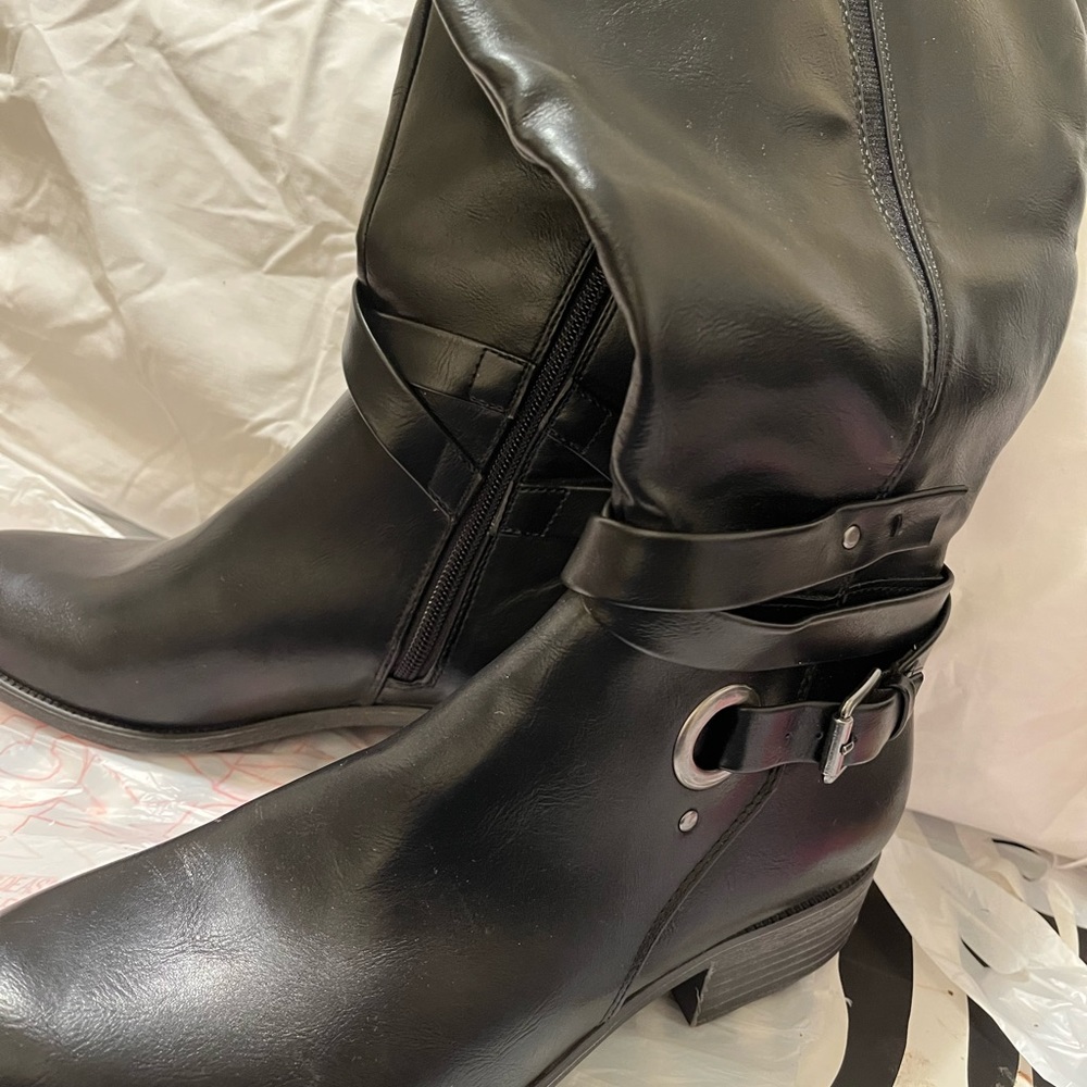 Casual Black Boots